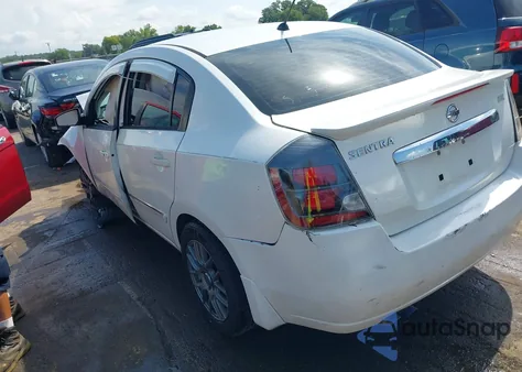 2011 Nissan Sentra 2.0S z USA, uszkodzony, nr VIN 3N1AB6AP5BL611289